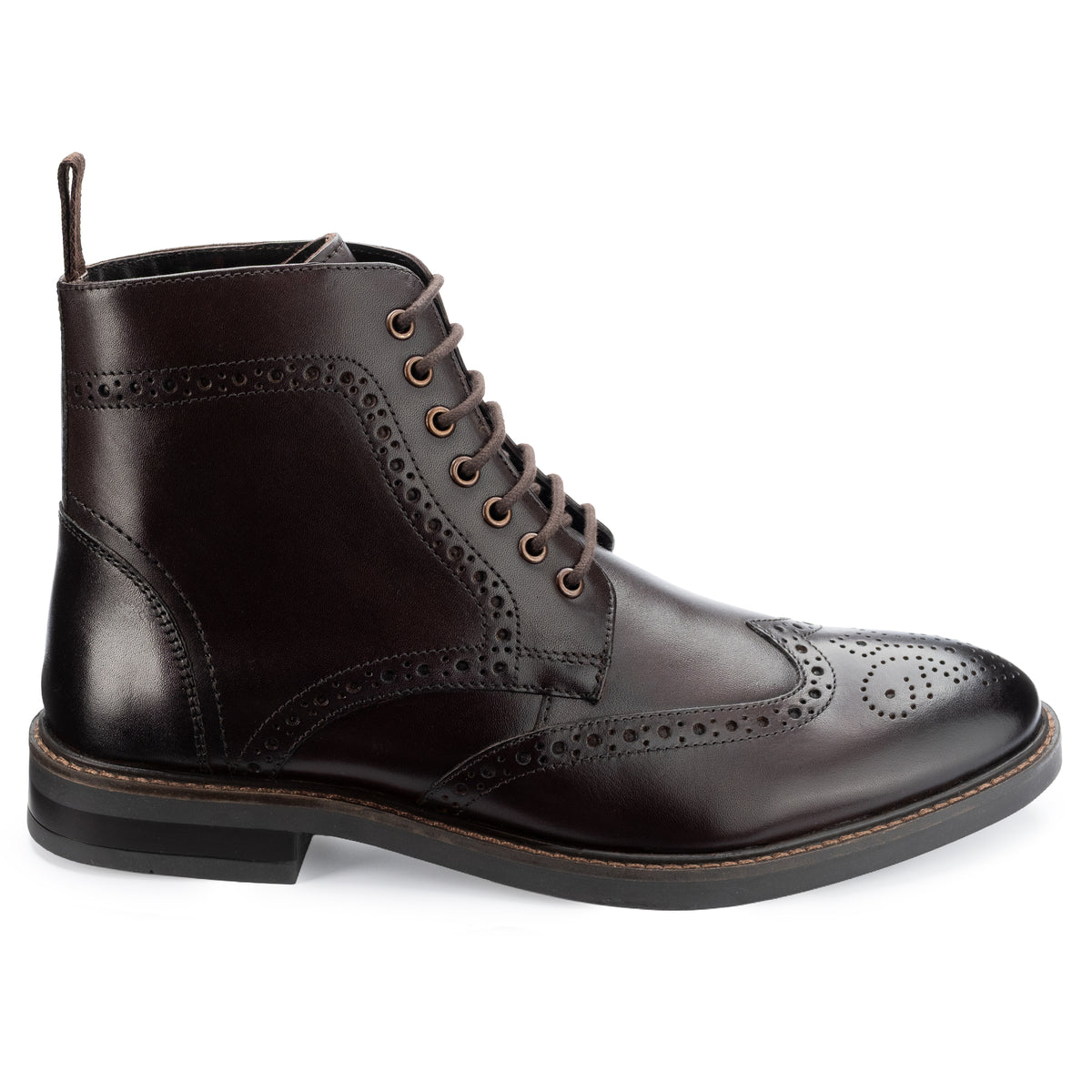 Aviemore Brogue Boot in Brown, outer profile