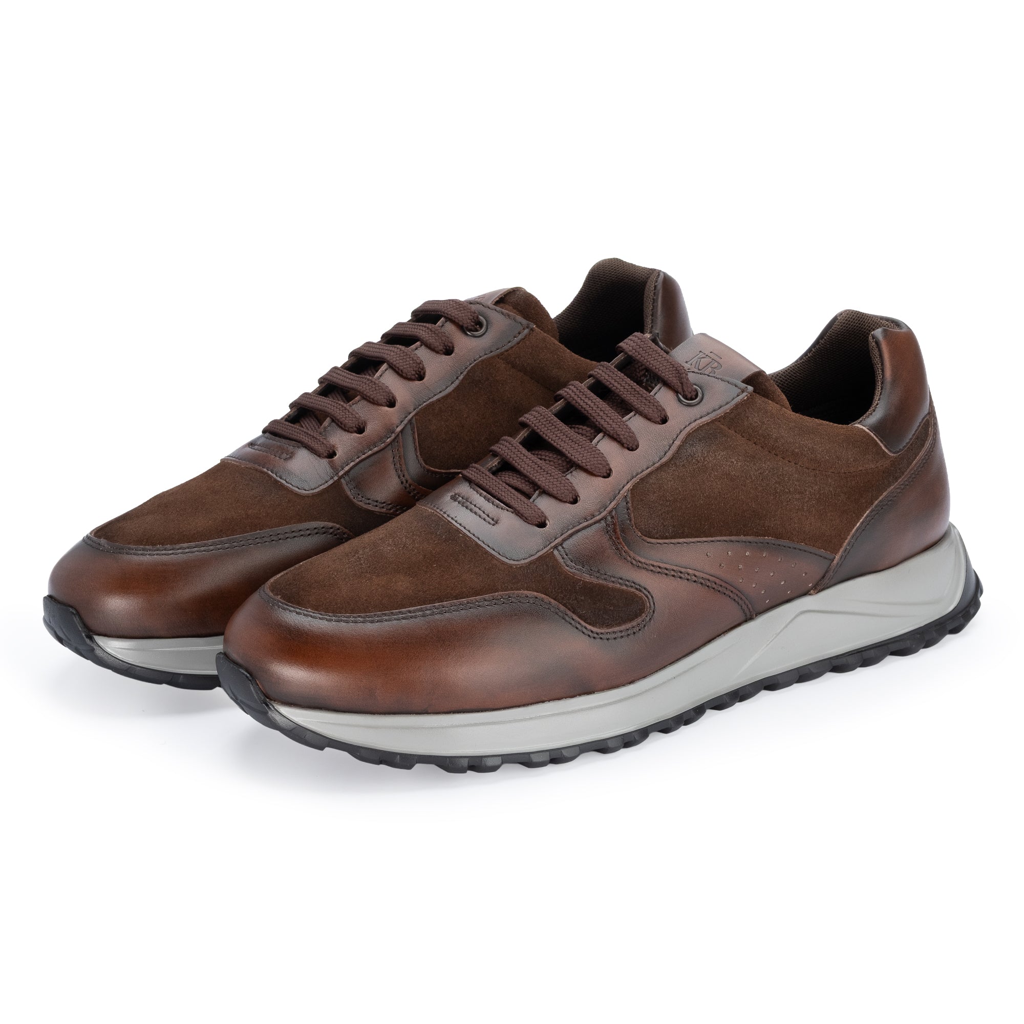 Gorge Sneaker