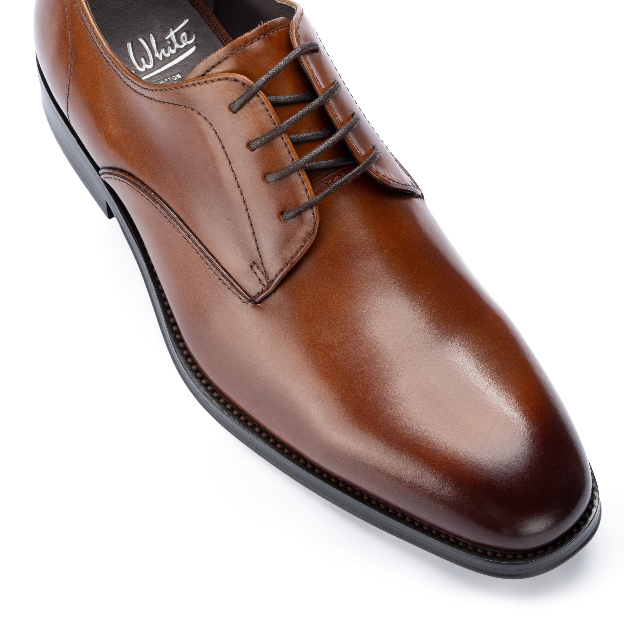Wilms Derby Shoe in cedar tan calf leather on a rubber sole