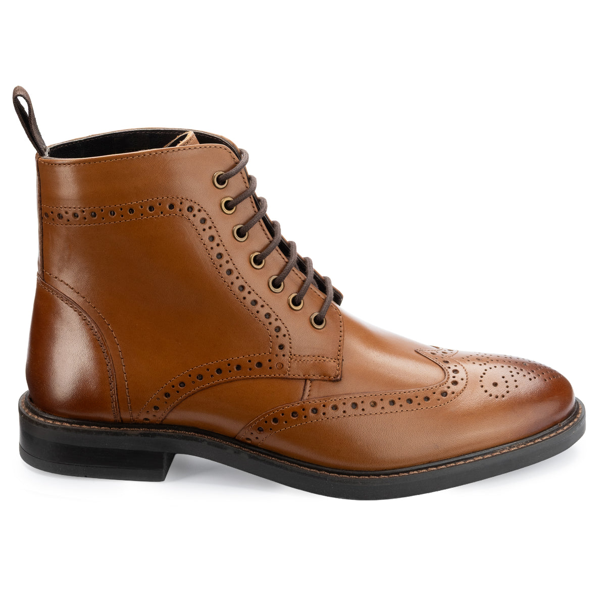 Aviemore Brogue Boot in Tan, outer profile