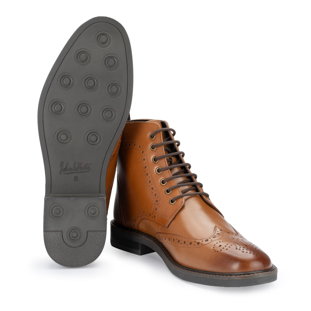 Aviemore Brogue Boot in Tan, the studded rubber sole