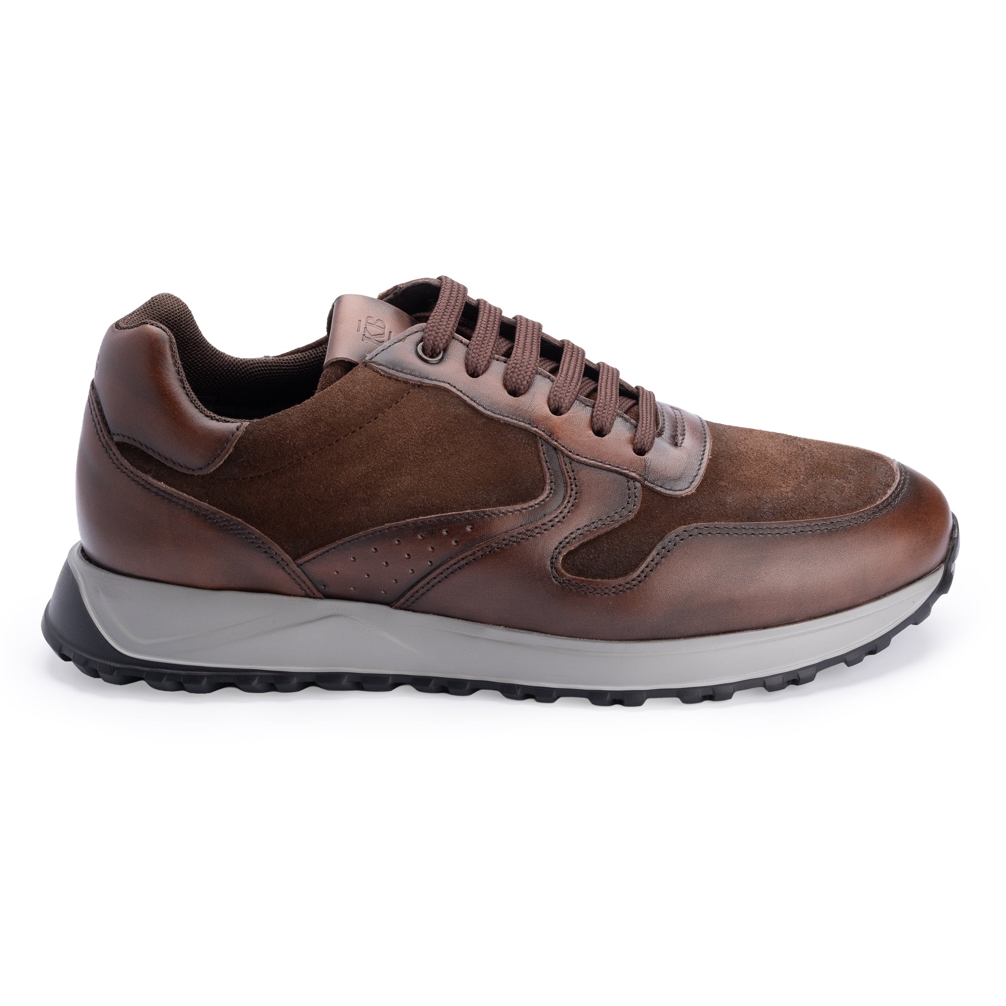 Gorge Sneaker
