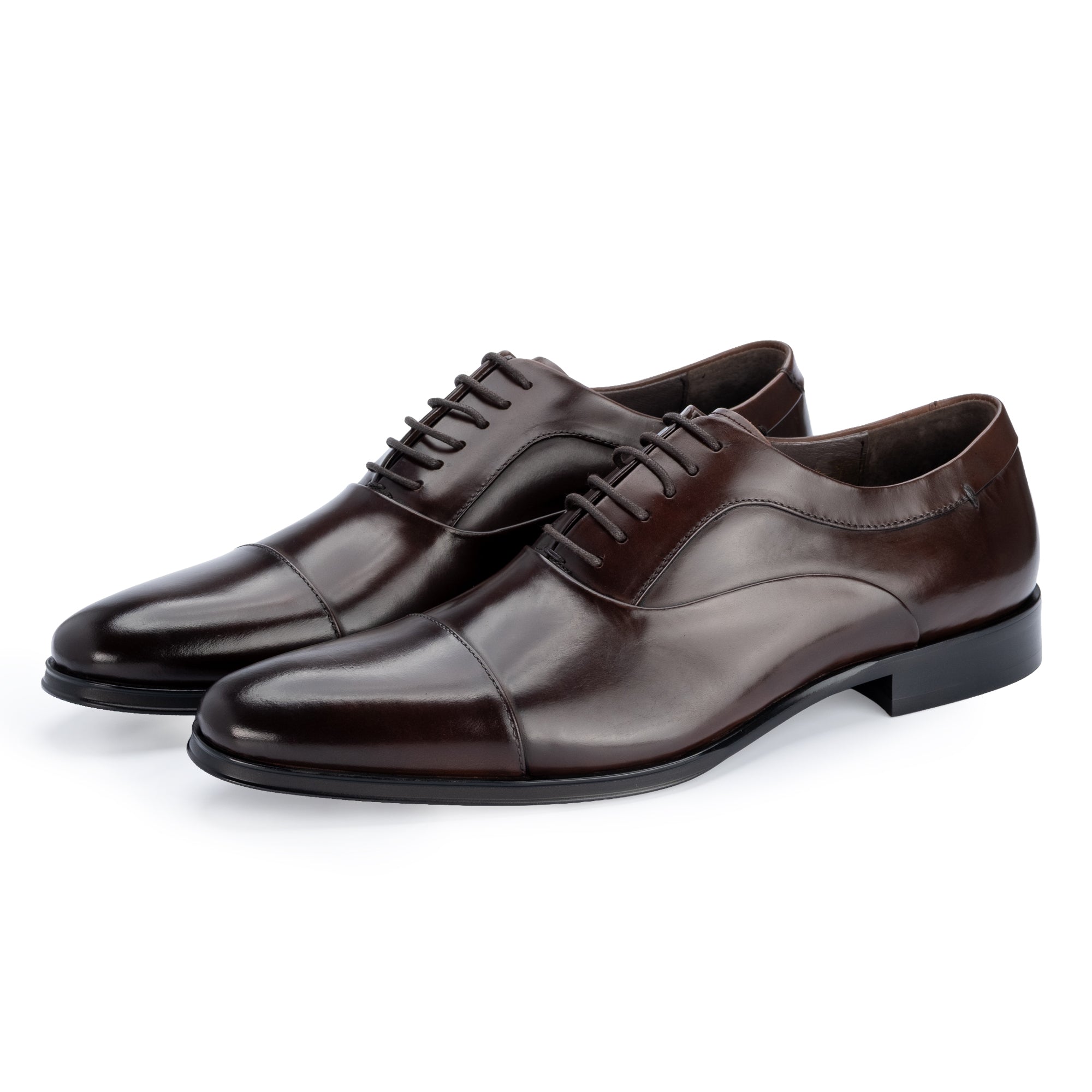 Guildhall Brown Capped Oxfords (Imperfect)
