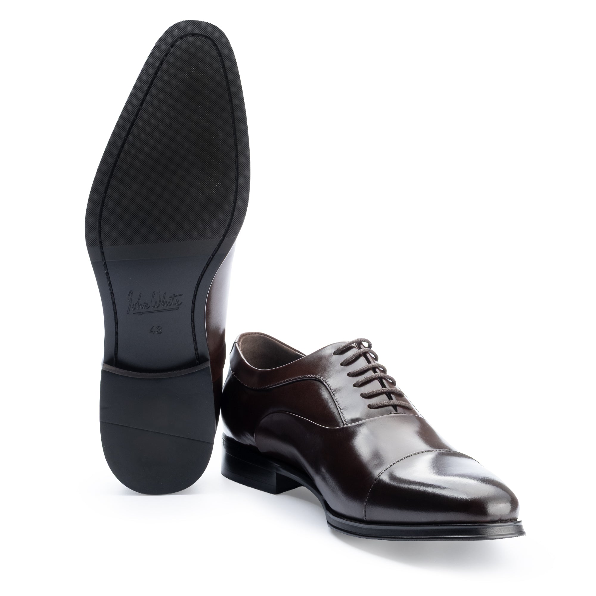 Guildhall Brown Capped Oxfords (Imperfect)