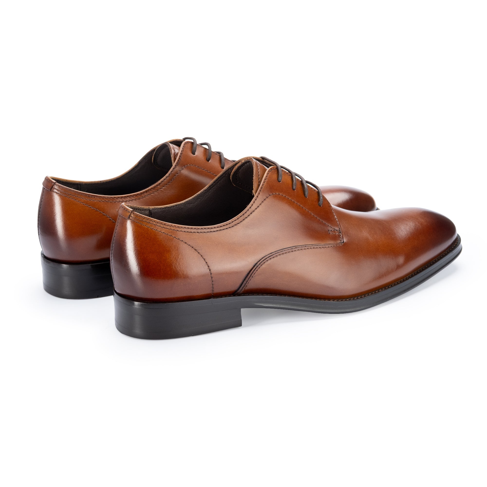 Wilms Derby Shoe in cedar tan calf leather on a rubber sole